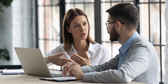 Como implementar a cultura de feedback e o desenvolvimento contínuo na empresa